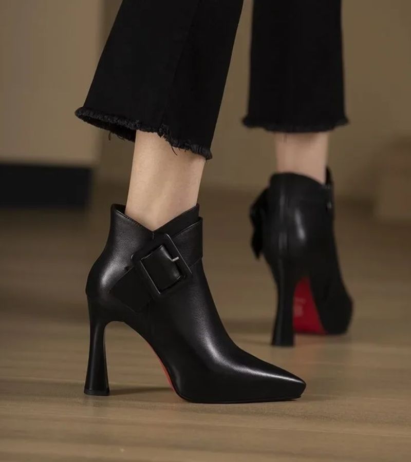 Claudine | Botines de tacón y hebilla oversized
