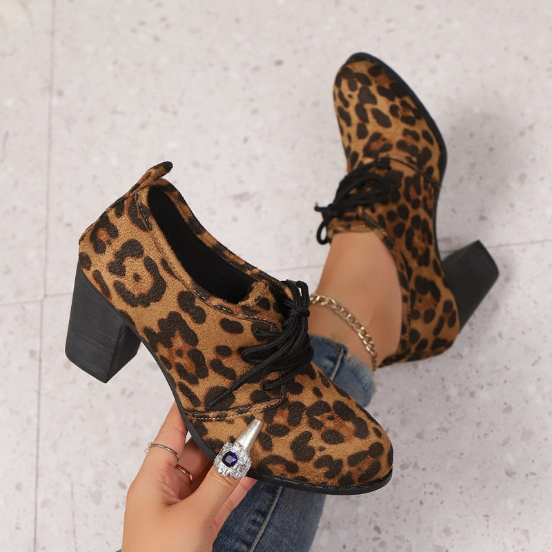 Zapatos Oxford para mujeres con cordones y tacón bloque